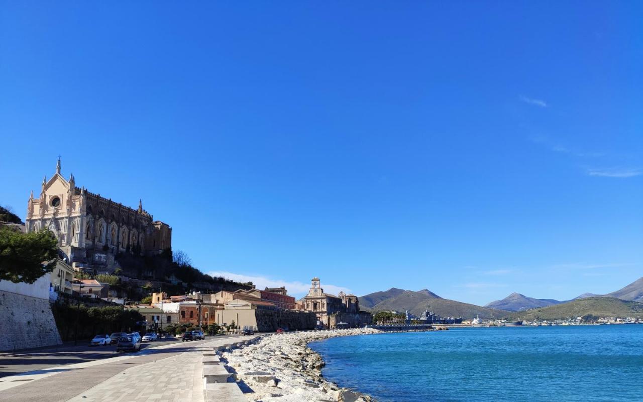 Minu Lägenhet Gaeta Exteriör bild